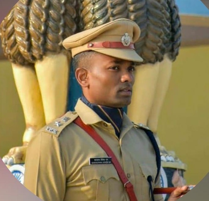 ଡା. ସାରାଭାନା ବିବେକ ଏମ., ଭା.ପୋ.ସେ.